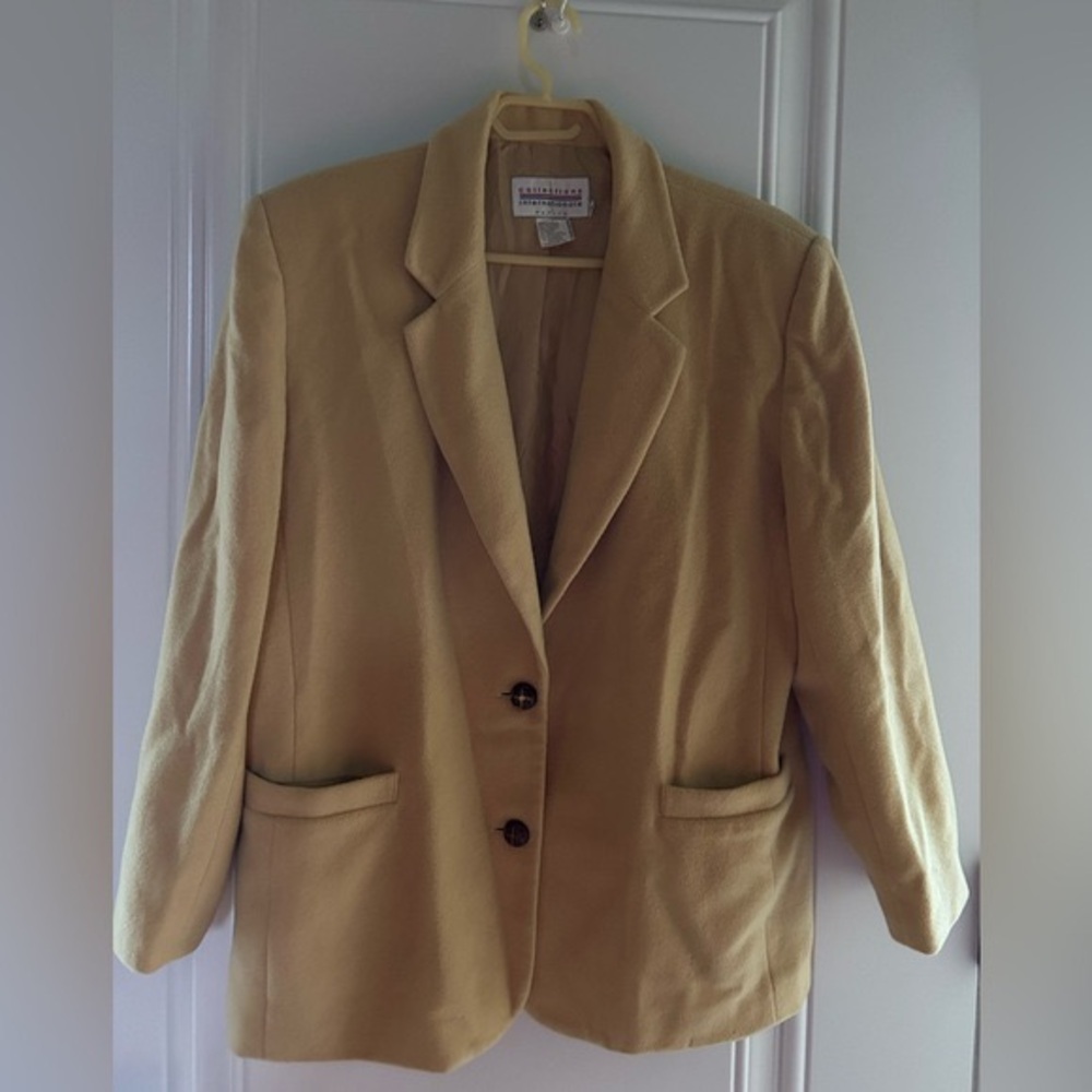 Collections Internationale Petite Yellow Blazer in Size Large